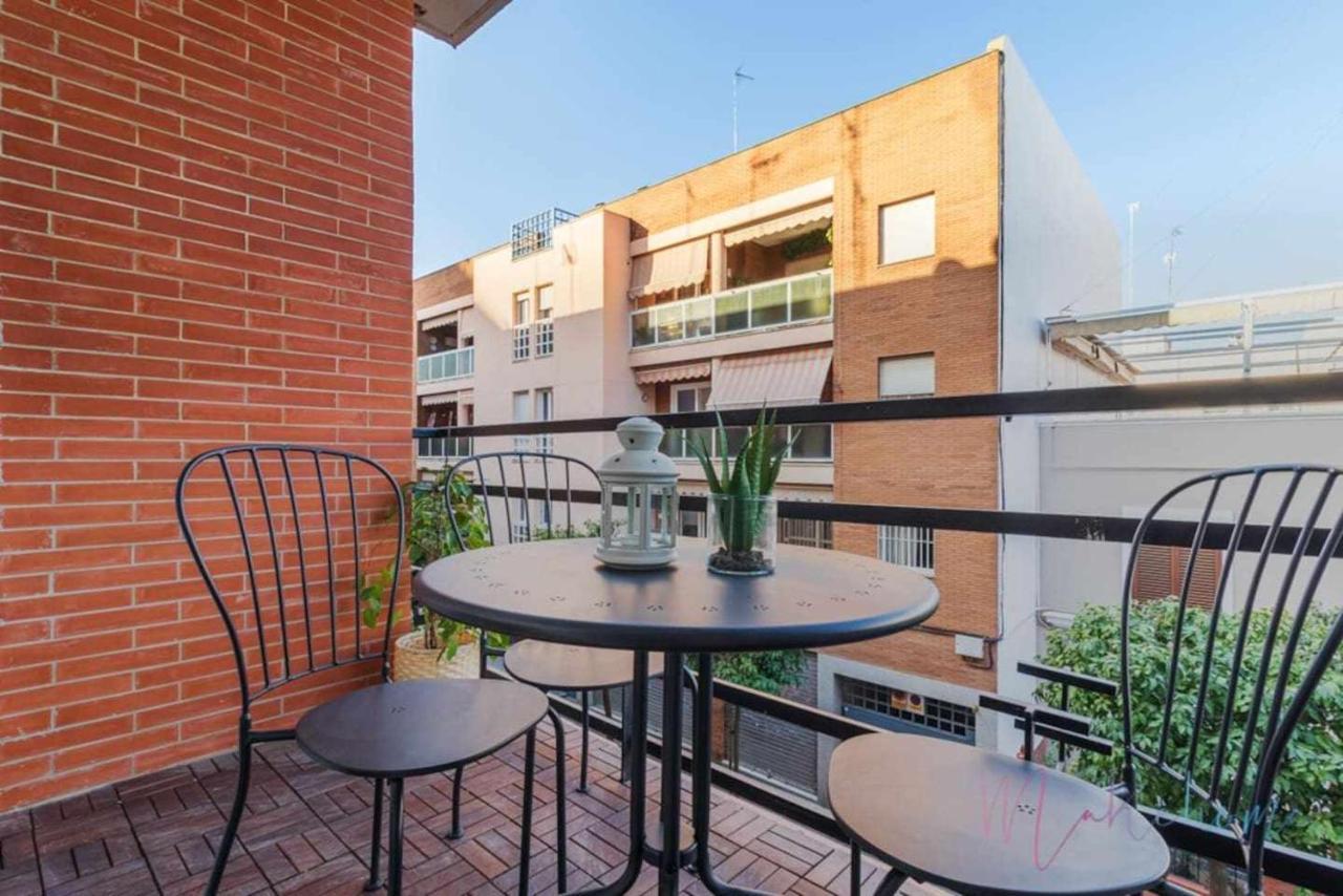 Apartamento 2 En Estadio Sevilla 6 Plazas Y Metro Luaran gambar