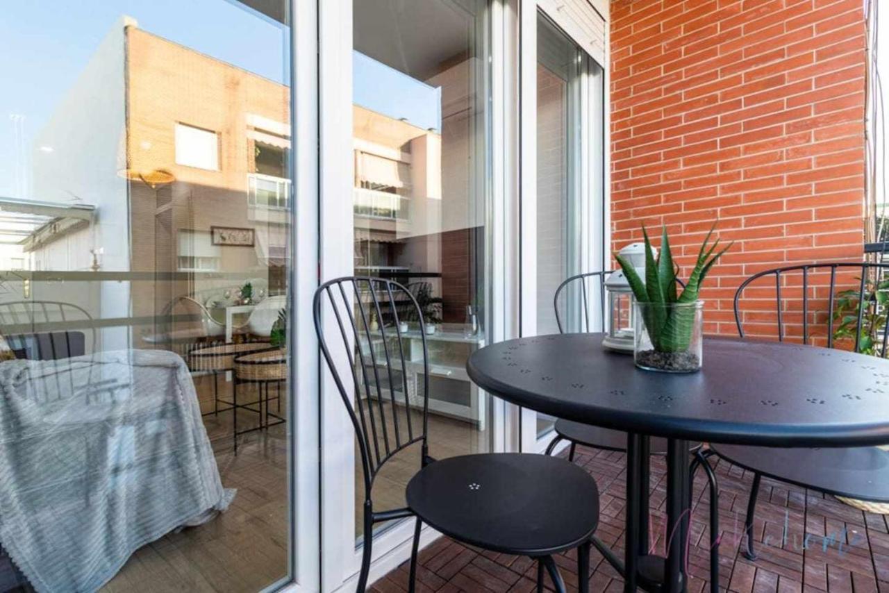 2 Apartamento En Estadio Sevilla 6 Plazas 3 Hab Y Metro Luaran gambar